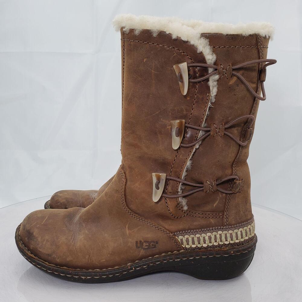 UGG 5156 Kona Shearling Mid Calf Boots Women 8 Brown Leather Toggle Fur Wedge